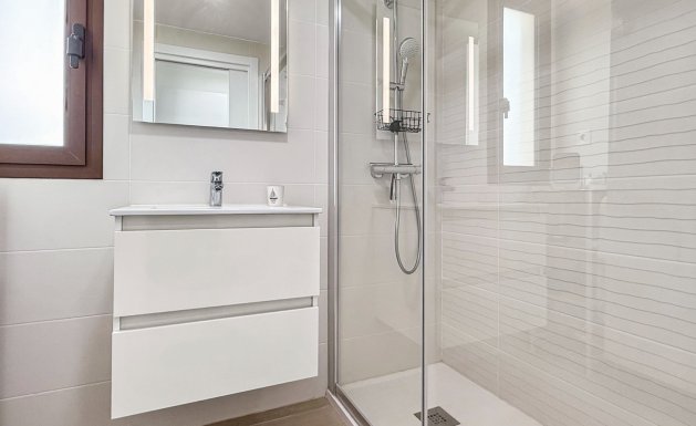 Resale - Apartment - Cartagena - Playa Honda-Playa Paraíso