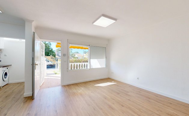 Resale - Apartment - Orihuela Costa - Villamartin