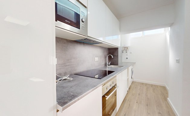 Resale - Apartment - Orihuela Costa - Villamartin