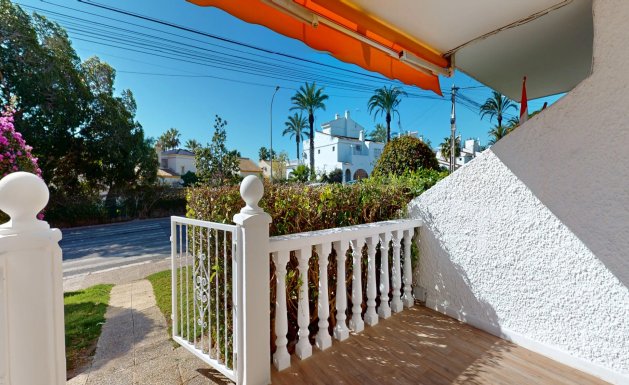 Resale - Apartment - Orihuela Costa - Villamartin