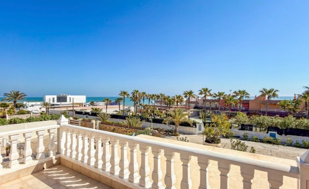 Herverkoop - Detached House / Villa - Torrevieja - Torrelamata - La Mata