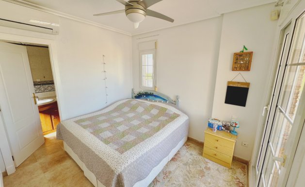 Herverkoop - Villa - Guardamar del Segura - El Raso