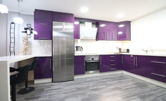 Herverkoop - Semi Detached - Redovan - Redovan - Town