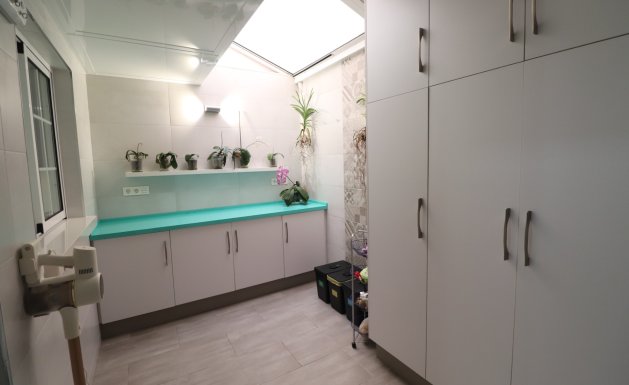 Herverkoop - Semi Detached - Redovan - Redovan - Town