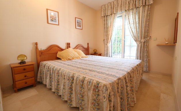 Herverkoop - Chalet - Orihuela Costa - Villamartin