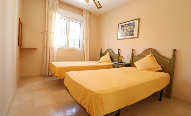 Herverkoop - Chalet - Orihuela Costa - Villamartin