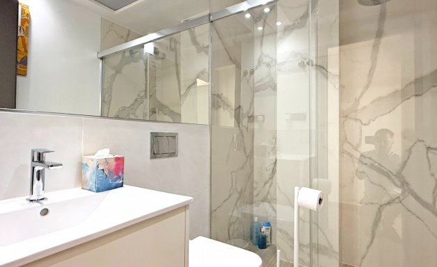 Herverkoop - Detached House / Villa - Orihuela Costa - Villamartín