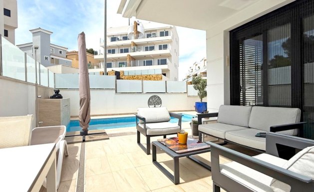 Herverkoop - Detached House / Villa - Orihuela Costa - Villamartín