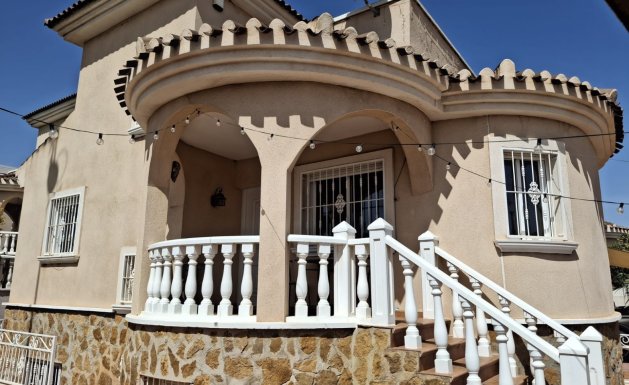 Resale - Villa Detached - Ciudad Quesada - Dona Pepa