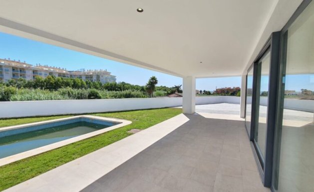 Obra nueva - Villa - Manilva