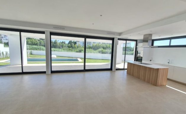 Obra nueva - Villa - Manilva