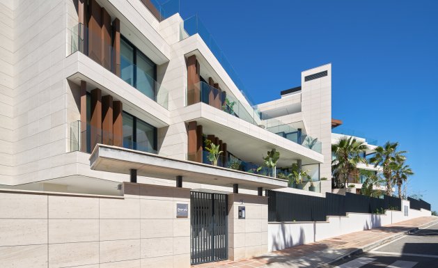 Obra nueva - Apartment - Estepona