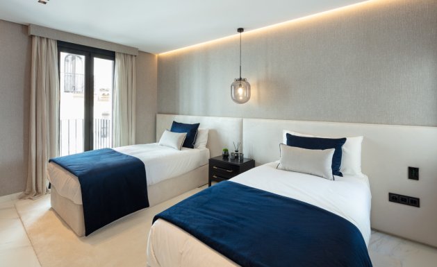 Obra nueva - Apartment - Marbella