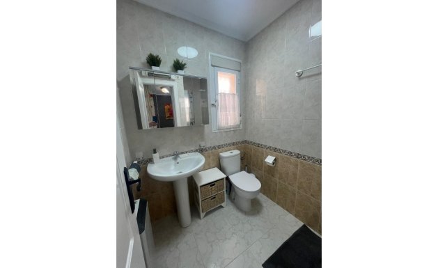 Herverkoop - Chalet - Dona Pepa