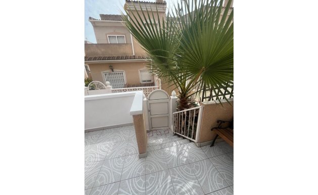 Herverkoop - Chalet - Dona Pepa