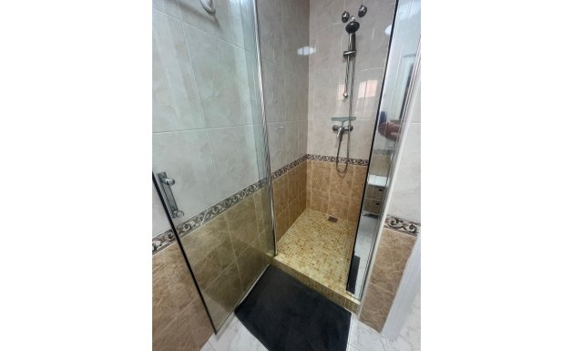 Herverkoop - Chalet - Dona Pepa