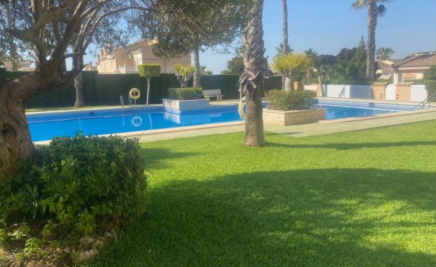 Herverkoop - Chalet - Dona Pepa