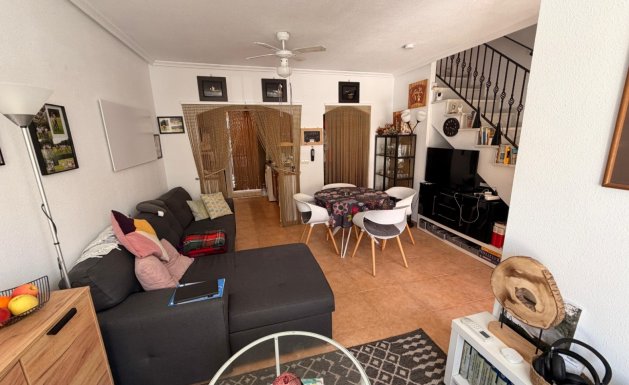 Resale - Semi Detached - El Raso