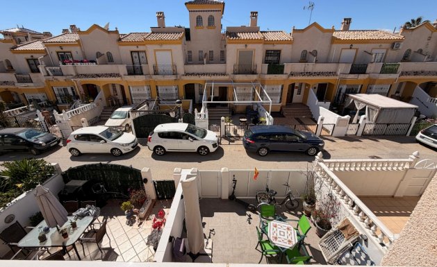 Resale - Semi Detached - El Raso