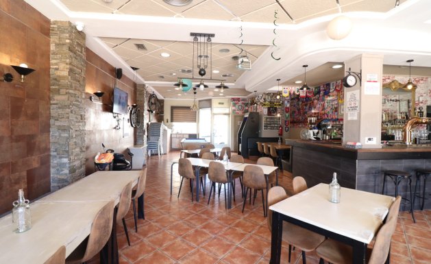 Herverkoop - Reclame - Formentera del Segura - Formentera - Village