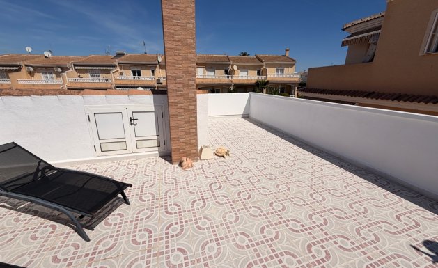 Herverkoop - Chalet - Dona Pepa