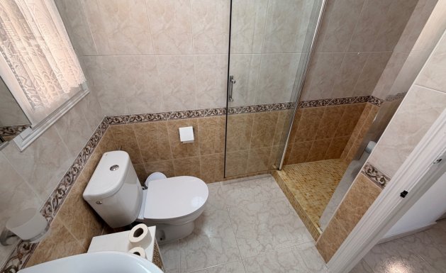 Herverkoop - Chalet - Dona Pepa