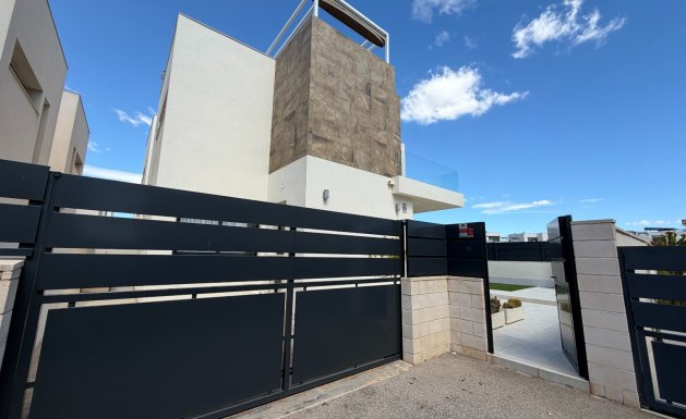 Herverkoop - Detached House / Villa - Ciudad Quesada - La Laguna