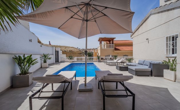 Resale - Villa / Detached - Ciudad Quesada - La Marquesa Golf