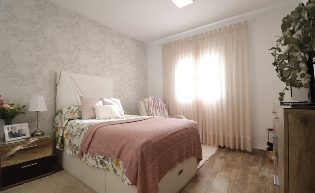 Herverkoop - Detached House / Villa - Orihuela Costa - Villamartin