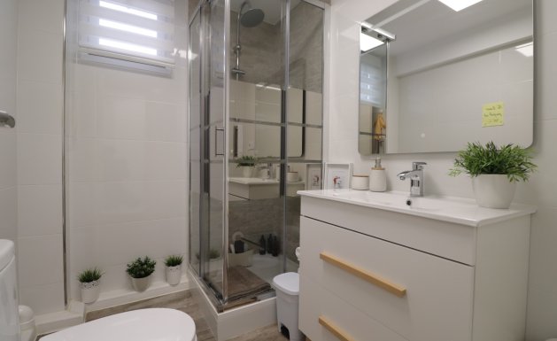 Herverkoop - Detached House / Villa - Orihuela Costa - Villamartin