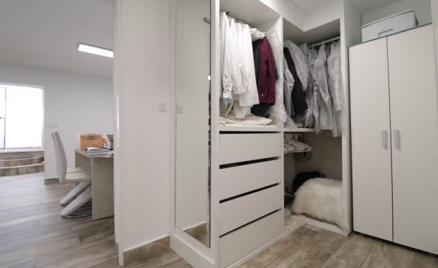 Herverkoop - Detached House / Villa - Orihuela Costa - Villamartin