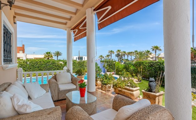 Herverkoop - Villa - Torrevieja - La Mata
