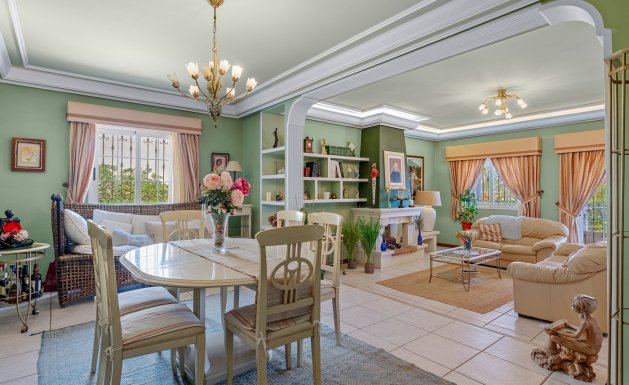 Herverkoop - Villa - Torrevieja - La Mata