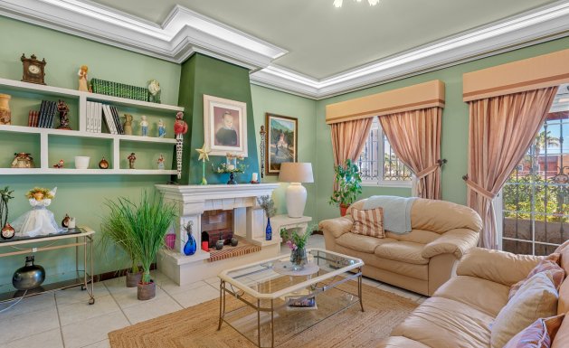 Herverkoop - Villa - Torrevieja - La Mata