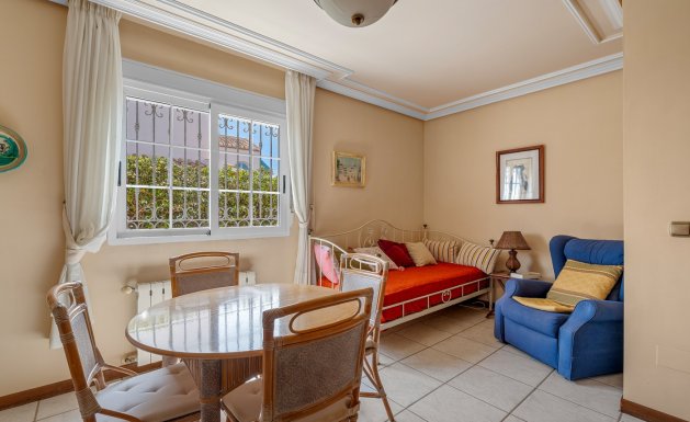 Herverkoop - Villa - Torrevieja - La Mata