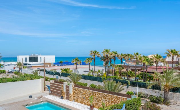 Herverkoop - Villa - Torrevieja - La Mata