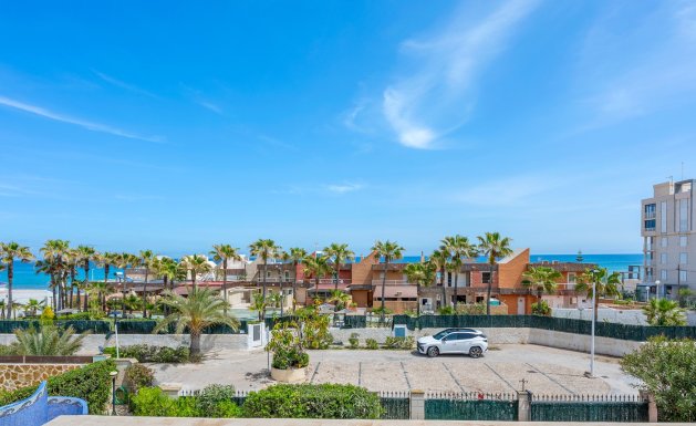 Herverkoop - Villa - Torrevieja - La Mata