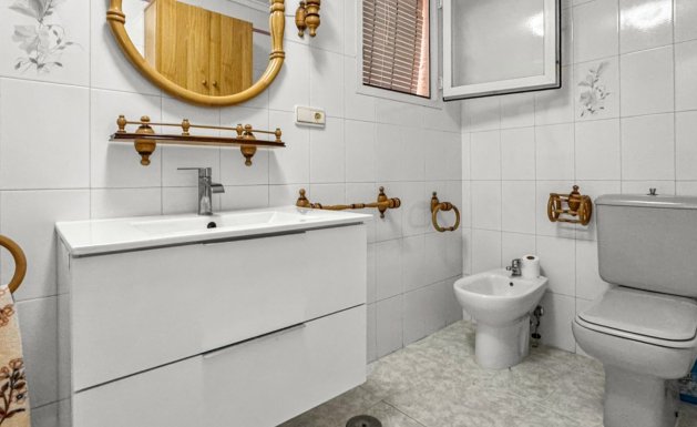 Herverkoop - Apartment - Torrevieja - Playa de los Locos