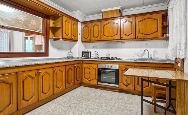 Resale - Apartment - Torrevieja - Playa de los Locos