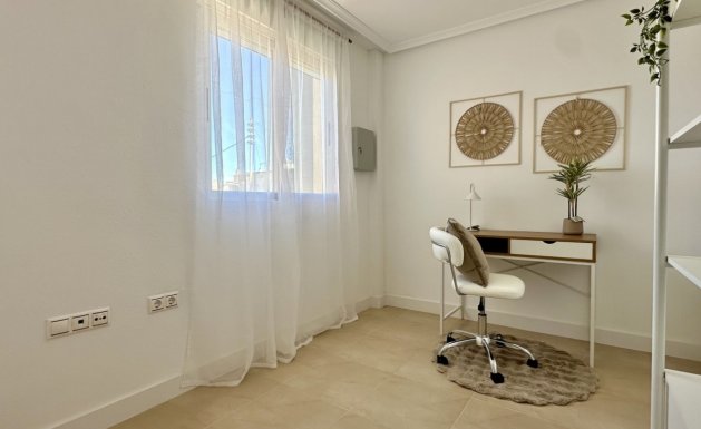 Herverkoop - Apartment - Torrevieja