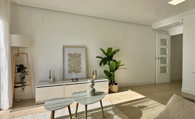 Herverkoop - Apartment - Torrevieja