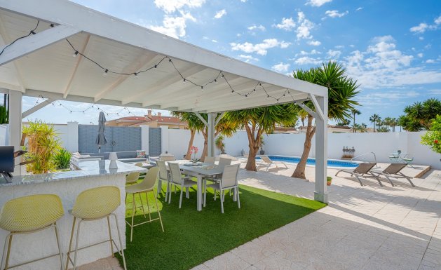 Resale - Detached House / Villa - Ciudad Quesada - Pueblo Bravo