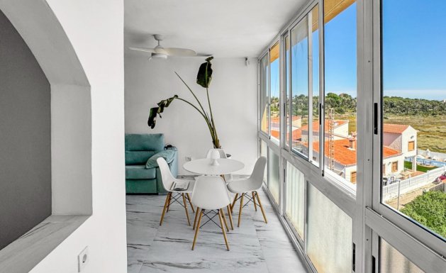 Resale - Apartment - Orihuela Costa - Punta Prima