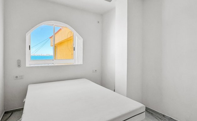 Resale - Apartment - Orihuela Costa - Punta Prima