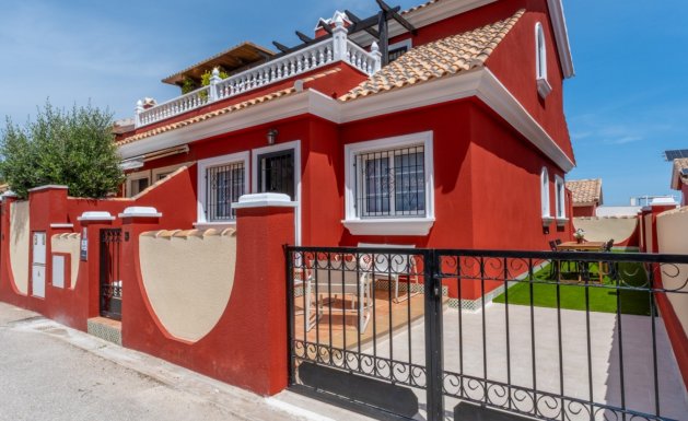 Resale - Detached villa - Orihuela Costa - Villamartín