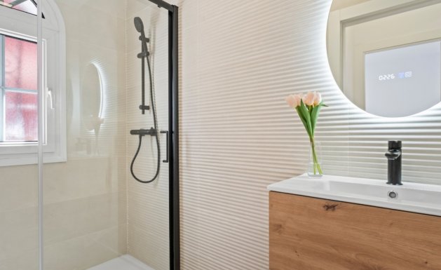 Resale - Detached villa - Orihuela Costa - Villamartín