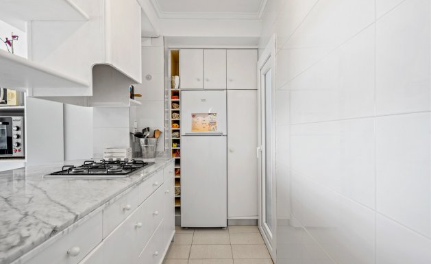 Resale - Apartment - Santa Pola