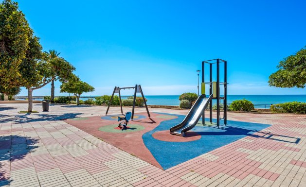 Resale - Apartment - Santa Pola