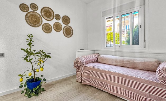 Resale - Chalet - Torrevieja - Los Balcones - Los Altos del Edén