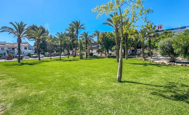 Resale - Chalet - Torrevieja - Los Balcones - Los Altos del Edén